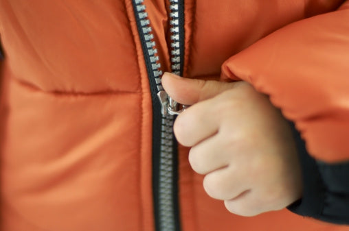 Fourniture et pose fermeture-éclair blouson enfant